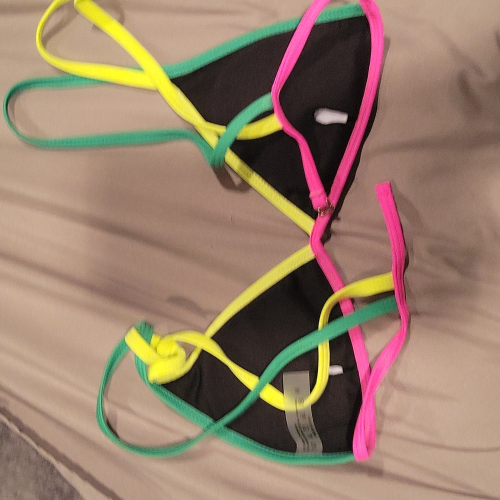 Swimsuit - Picture 3 of 3